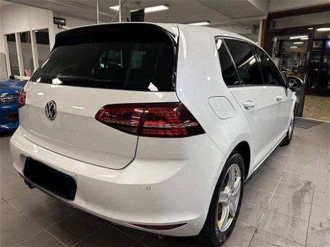 Volkswagen Golf 2015 - 1