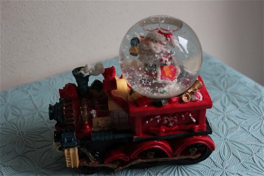 Sneeuwbol in vorm Kerst locomotief - 1