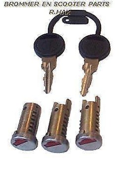 Contactslotset Contactslot Piaggio Zip OT 3 x binnenslotje - 0