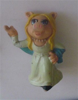 Miss Piggy. - 0