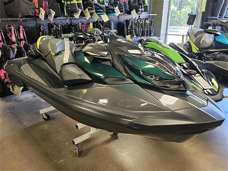 2023 Sea-Doo RXP-X APEX 300 Jetski - 0