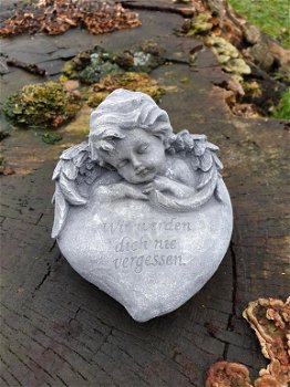 grafbeeld in een hart met engel - 1