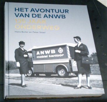 ANWB 135 jaar onderweg. Buiter & Staal. ISBN 9789068687590. - 0