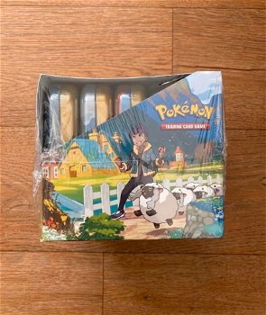 Pokemon mini tin crown zenith display - 3