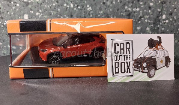 Toyota Yaris Cross 2022 oranje 1/43 Ixo V943 - 4