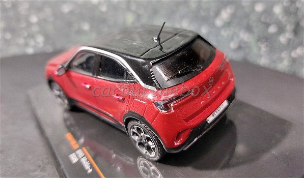 Opel Mokka-e 2020 rood 1/43 Ixo V944 - 2