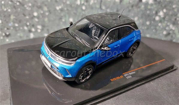 Opel Mokka-e 2020 blauw 1/43 Ixo V945 - 1