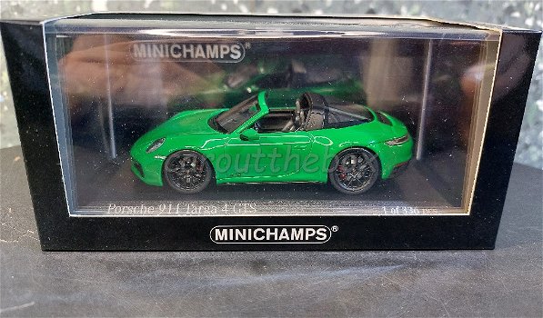 Porsche 911 Targa 4 GTS 2021 groen 1/43 Minichamps Mi095 - 3