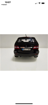 Gezocht Mercedes b type w245 modelbouw - 2