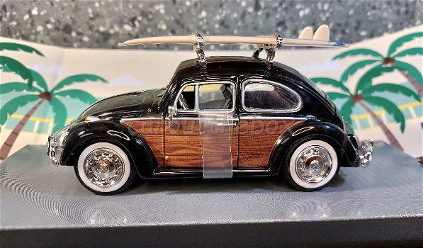 Volkswagen Beetle / Kever zwart bruin 1/24 Motormax - 0