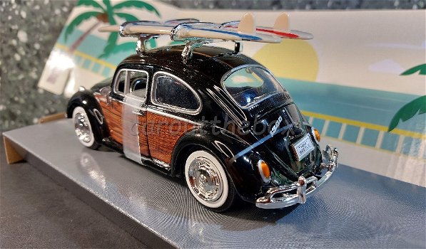 Volkswagen Beetle / Kever zwart bruin 1/24 Motormax - 2