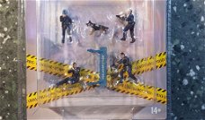 Diorama figuur Off Police Line 2 1:64 Amer. diorama AD308