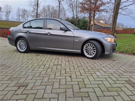 Bmw 318 e90 2.0i - 2