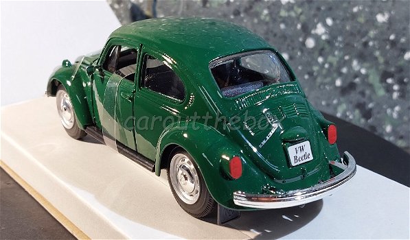 Volkswagen Kever groen 1/24 Maisto - 2