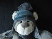 Te koop pluche knuffelbeer met sjaal en muts (hoogte: 35 cm) - 7 - Thumbnail