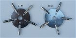 920 - 9 Messing kloksleutel, opwindsleutel maat 4,50 mm. € 4,00 - 3 - Thumbnail