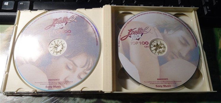 Originele 5CD-box Knuffelrock Top 100 (editie 2009) van Sony - 2