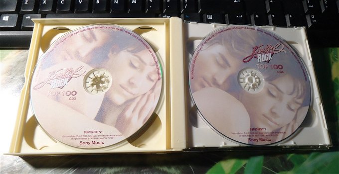 Originele 5CD-box Knuffelrock Top 100 (editie 2009) van Sony - 4