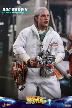 HOT DEAL Hot Toys BTTF Doc Brown MMS609 - 4