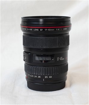 Canon EF 17-40 f/4L USM Lens - 1