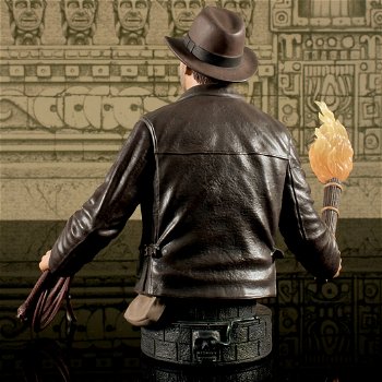 Gentle Giant Indiana Jones Raiders of the Lost Ark Bust Indiana Jones Variant SDCC 2023 Exclusive - 4