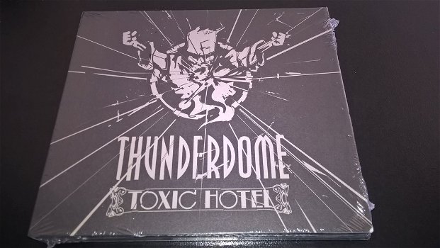 Thunderdome toxic hotel cd nieuw en geseald - 0