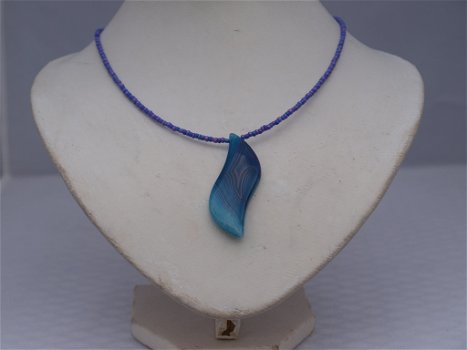 blauw/paarse ketting met hanger - 0