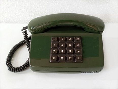 retro donkergroene telefoon met druktoetsen - 0