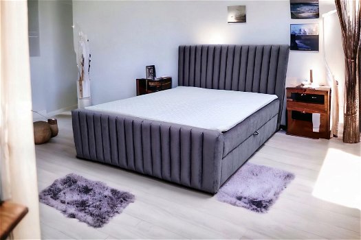 Boxspringbed /continentaal bed /slaapkamerbed met bedladen - 0