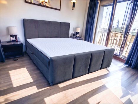 Boxspringbed /continentaal bed /slaapkamerbed met bedladen - 0