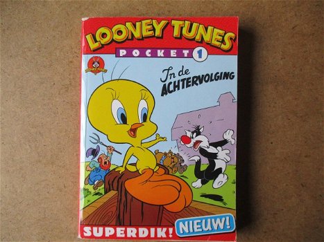 adv8303 looney tunes pocket - 0