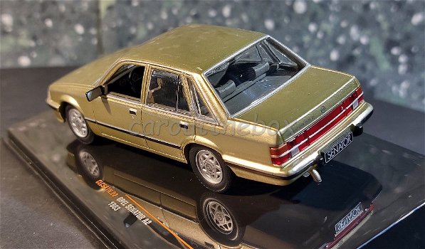 Opel Senator A2 1983 beige 1/43 Ixo V964 - 2