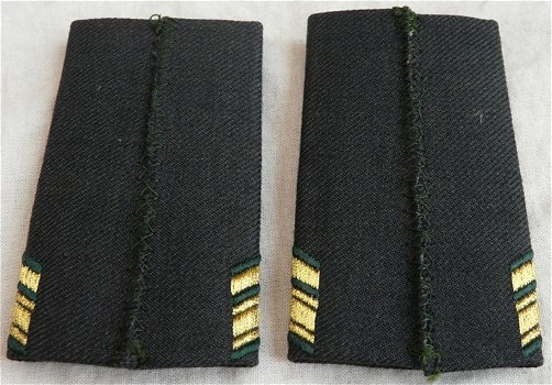 Rang Onderscheiding, DT2000, Sergeant 1e Klasse, Koninklijke Landmacht, vanaf 2000.(Nr.1) - 2