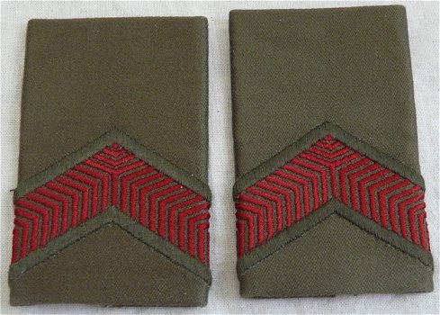 Rang Onderscheiding, Trui, Soldaat 1e Klasse, Koninklijke Landmacht, 1962-2000.(Nr.3) - 1