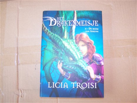 Troisi, Licia : het Drakenmeisje 2 (NIEUW) - 0