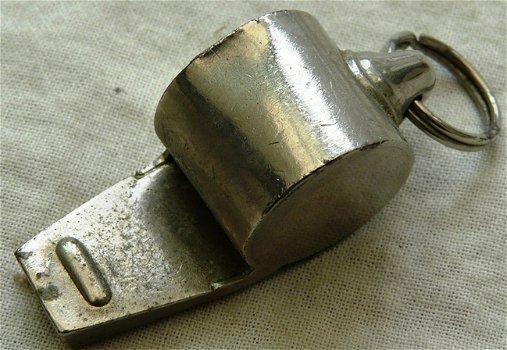 Rolfluit / Scheidsrechtersfluit, type: Acme Thunderer 605, Small, zilverkleurig metaal.(Nr.1) - 7