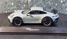 Porsche 911 DAKAR grijs 1/43 Spark SP116