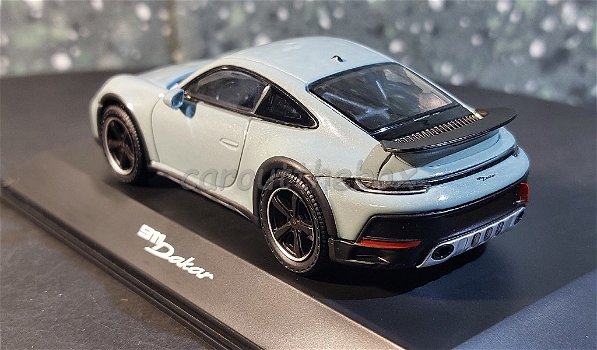 Porsche 911 DAKAR grijs 1/43 Spark SP116 - 2