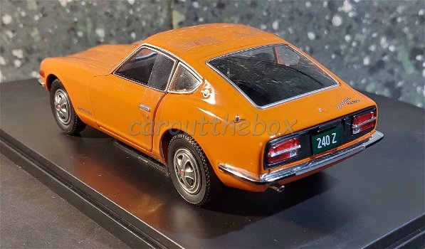 Datsun 240 Z oranje 1/24 Whitebox WB091 - 2