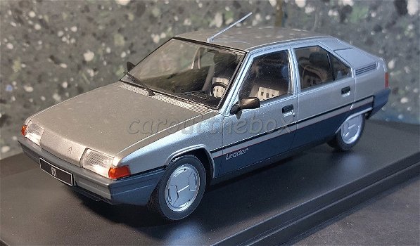 Citroen BX grijs 1/24 Whitebox WB092 - 1