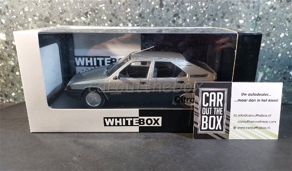 Citroen BX grijs 1/24 Whitebox WB092 - 5