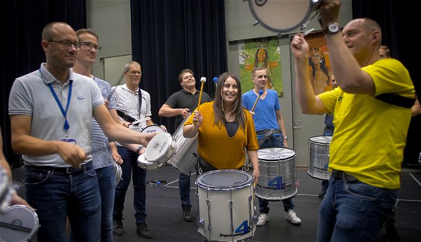 DE Braziliaanse percussie workshop als ultiem TEAMUITJE - 2