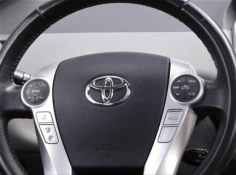 Toyota prius 7 zits , zuinig 850km met 1 tank € 19000,- - 5