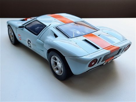 schaalmodel modelauto Ford GT Concept GULF 1:12 – 50 cm lang van metaal - 2