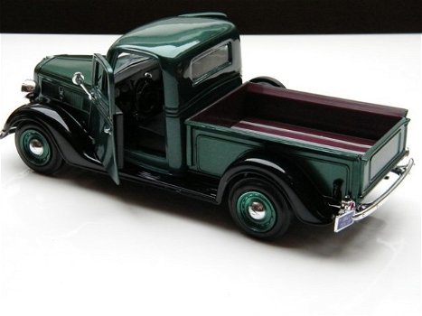 Nieuw schaalmodel modelauto Ford Pickup Truck 1937 – Motormax 1:24 - 2