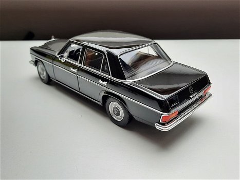 Nieuw miniatuur Modelauto Mercedes Benz 220 – Welly 1:24 - 1