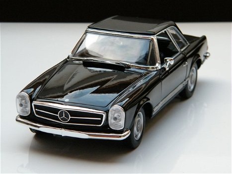 Nieuw miniatuur Modelauto Mercedes Benz 230SL – Welly 1:24 - 0