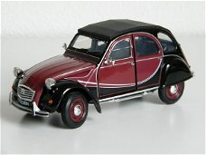 Nieuw miniatuur modelauto Citroën / Citroen 2CV Charleston – Welly 1:24