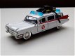 miniatuur modelauto Cadillac Ghostbusters Ecto 1 – Jada Toys 1:32 schaalmodel - 1 - Thumbnail
