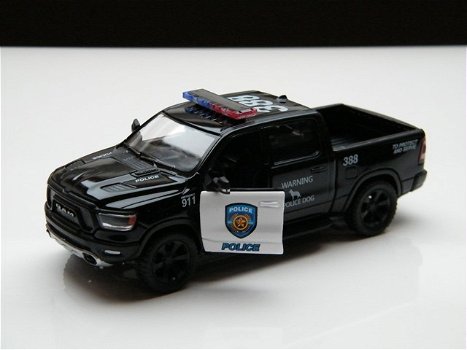 Miniatuur modelauto Dodge Ram 1500 Police – King Smart 1:32 schaalmodel - 4